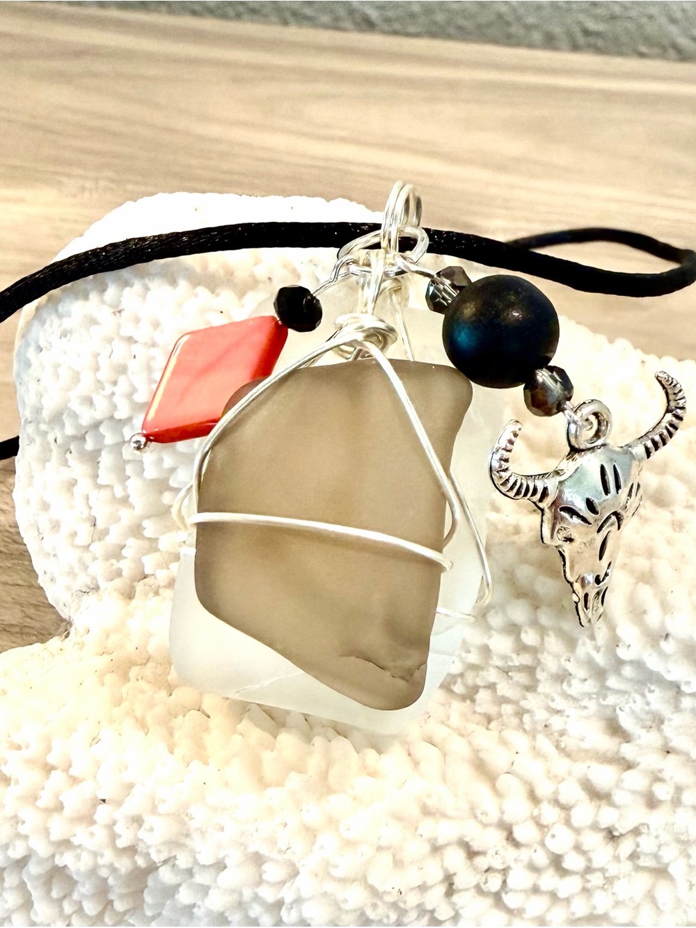 20. Halloween Vibes!🎃💀👻 Sea glass pendant with bull charm and decorative beads